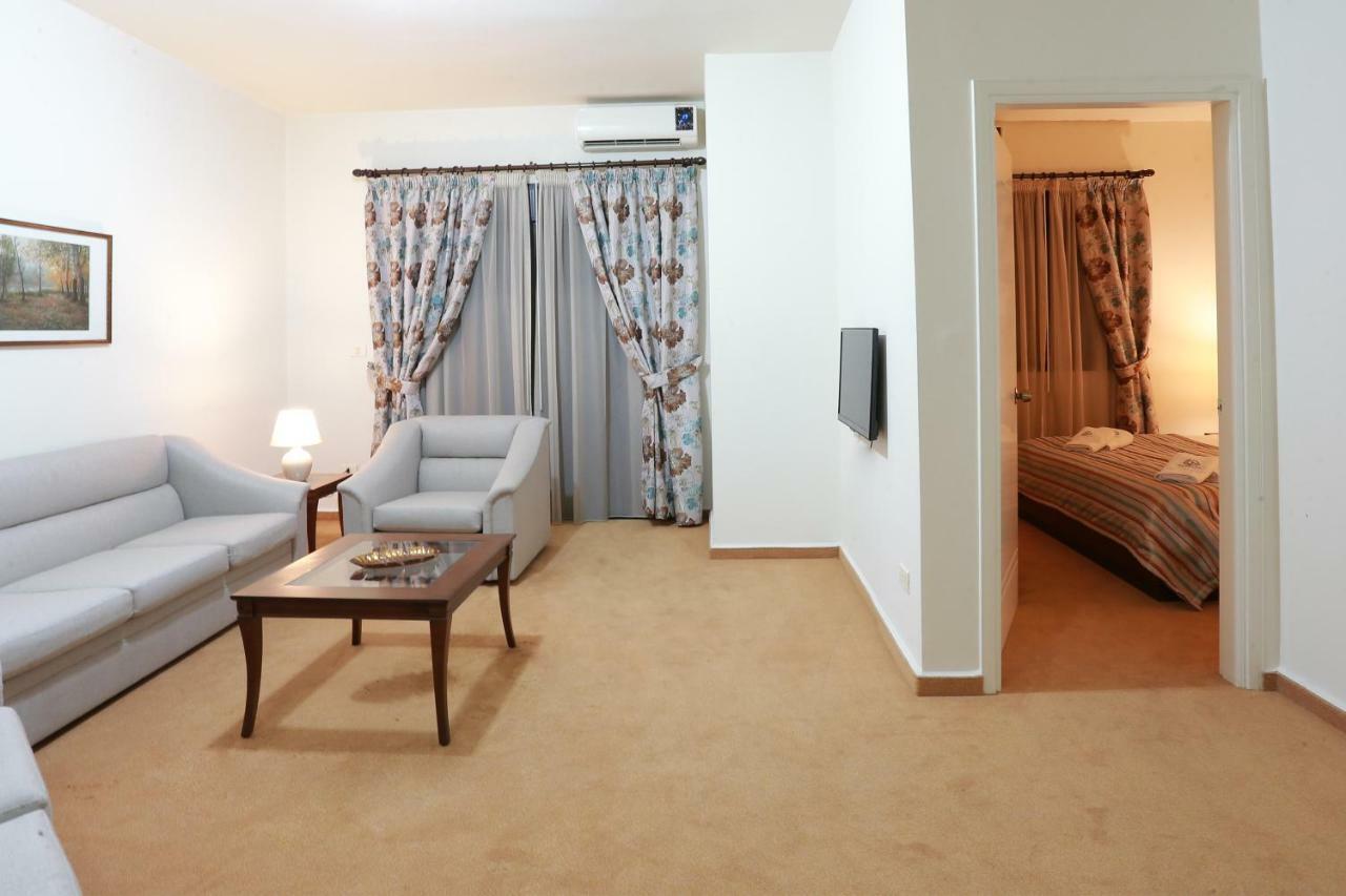 Nine Seven Hotel Adma wa Dafneh Εξωτερικό φωτογραφία